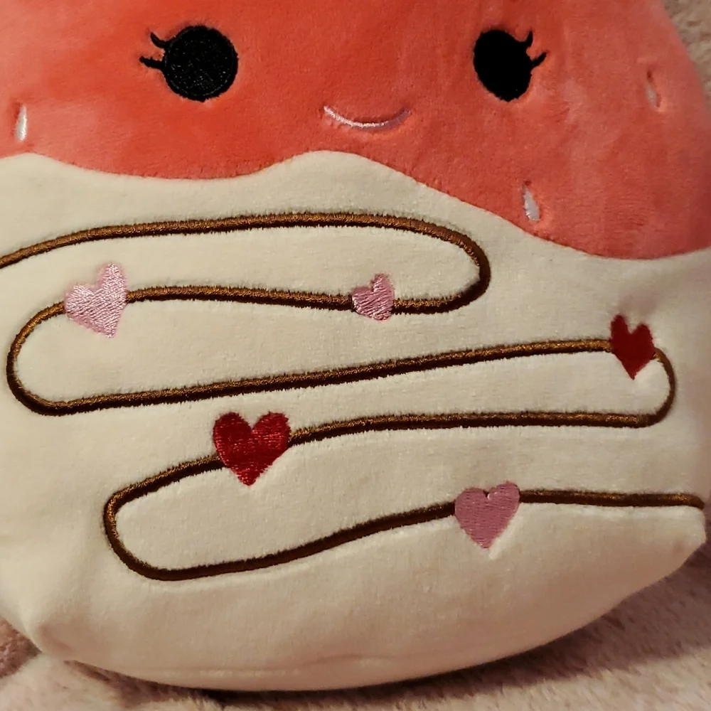 Original Squishmallow "Scarlet the Strawberry" 2023 - Picture 8 of 8